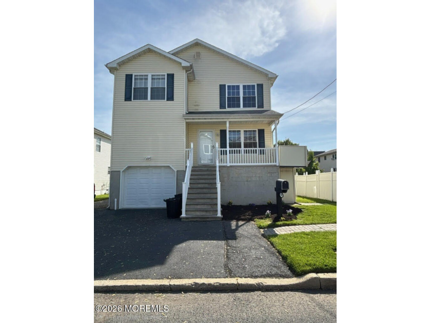 Beautiful Beach Colonial offering 4 spacious bedrooms and 2.5 - Beach Home for sale in Union Beach, New Jersey on Beachhouse.com