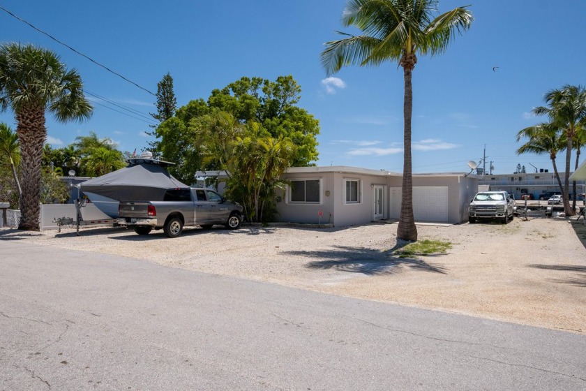 Welcome to the Keys Life Getaway!  Located in the desirable - Beach Home for sale in Plantation Key, Florida on Beachhouse.com