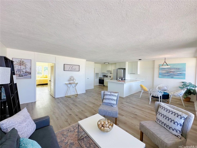 Welcome to Punahou Hale! A pet-friendly, large 2 bedroom 2 - Beach Condo for sale in Honolulu, Hawaii on Beachhouse.com