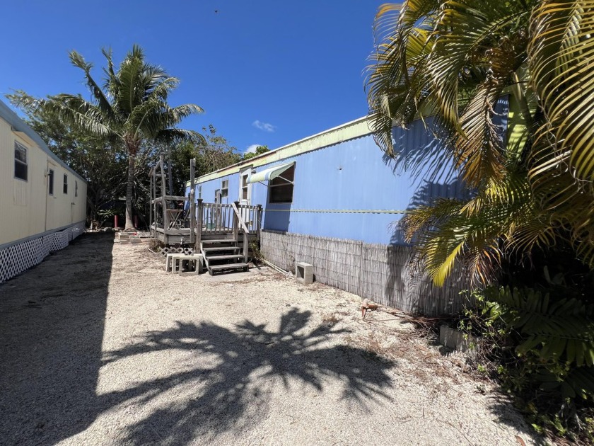 Own a Piece of Paradise - A Renovator's Dream!Embrace the - Beach Home for sale in Big Pine Key, Florida on Beachhouse.com