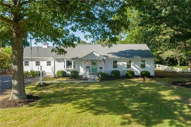 Welcome to your turn-key slice of River life on picturesque - Beach Home for sale in Deltaville, Virginia on Beachhouse.com