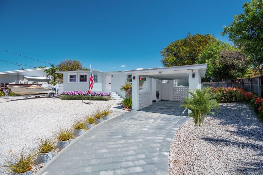 Tropical Waterfront Paradise - Just Minutes from Key West! This - Beach Home for sale in Big Coppitt, Florida on Beachhouse.com