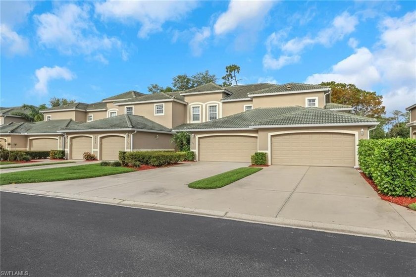 Beautifully updated 3-bedroom, 2-bath turnkey furnished - Beach Condo for sale in Naples, Florida on Beachhouse.com