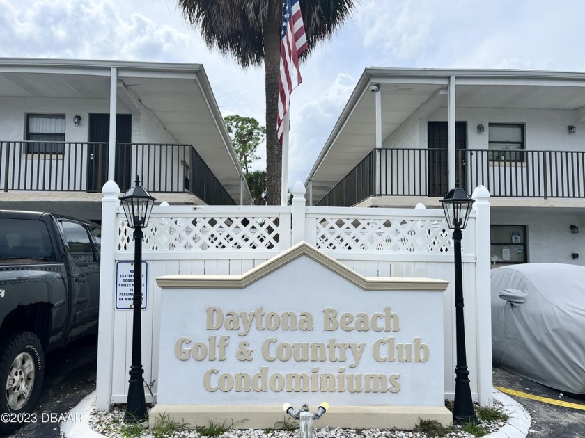 Seeking Investor! RENOVATIONS UNDER WAY. NEW Water heater, HVAC! - Beach Condo for sale in Daytona Beach, Florida on Beachhouse.com