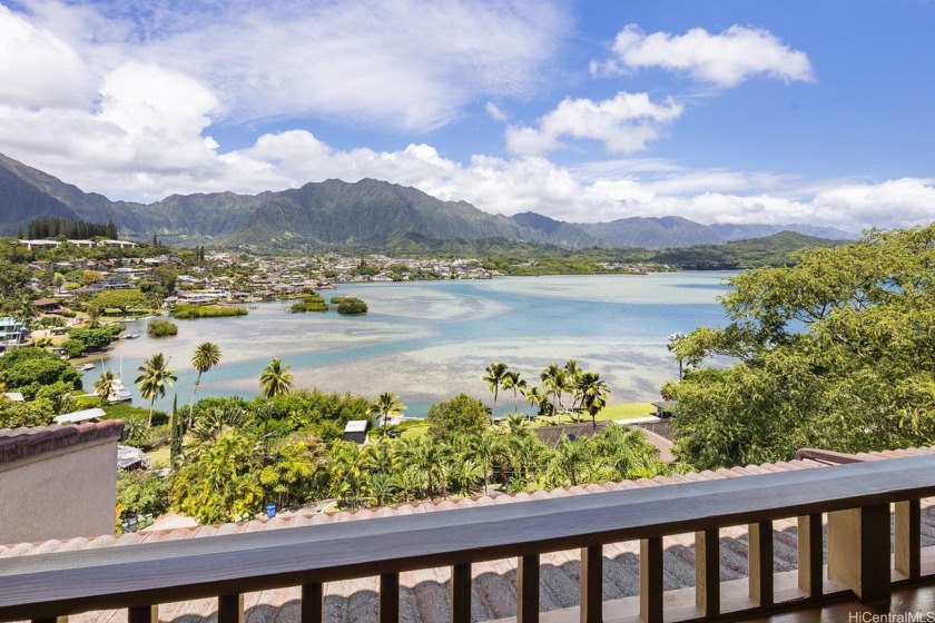 Welcome to this stunning 3 bedroom, 2 bath condo, overlooking - Beach Condo for sale in Kaneohe, Hawaii on Beachhouse.com