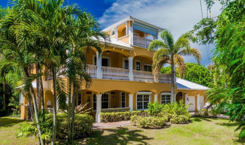 3 +- Acre Riverfront Estate Home w/ Att 2 car garage plus a - Beach Home for sale in Fort Pierce, Florida on Beachhouse.com