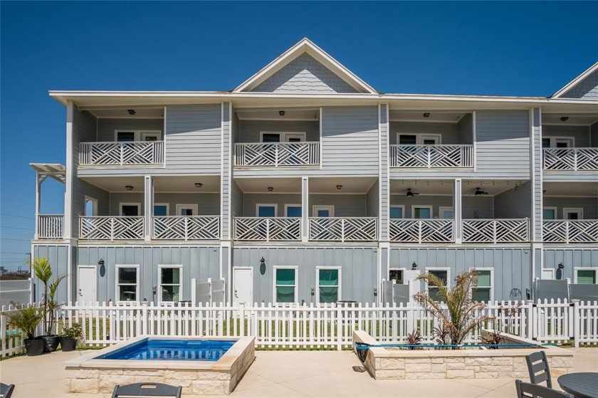 FULLY FURNISHED. Live the Beach lifestyle or invest in a - Beach Condo for sale in Port Aransas, Texas on Beachhouse.com