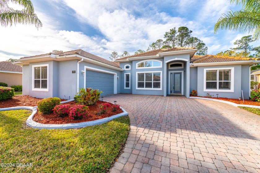 JUST UPDATED! Step into a world of luxury and elegance in New - Beach Home for sale in New Smyrna Beach, Florida on Beachhouse.com