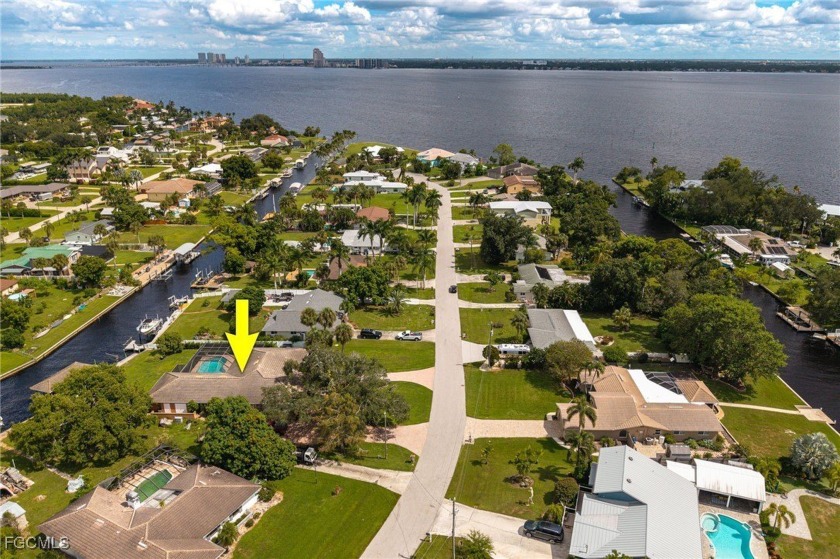 Experience true Florida living at 1860 Marina Circle ! This - Beach Home for sale in North Fort Myers, Florida on Beachhouse.com