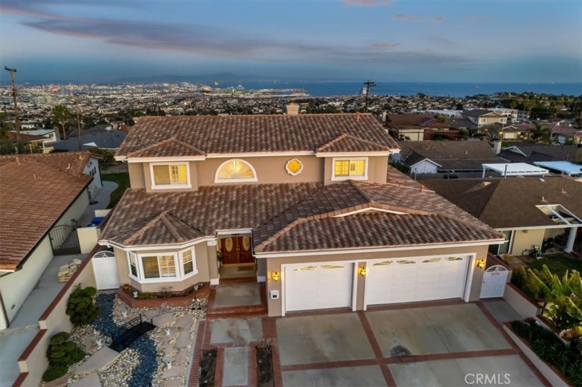 First time on the market, a custom-built home of this caliber is - Beach Home for sale in San Pedro, California on Beachhouse.com