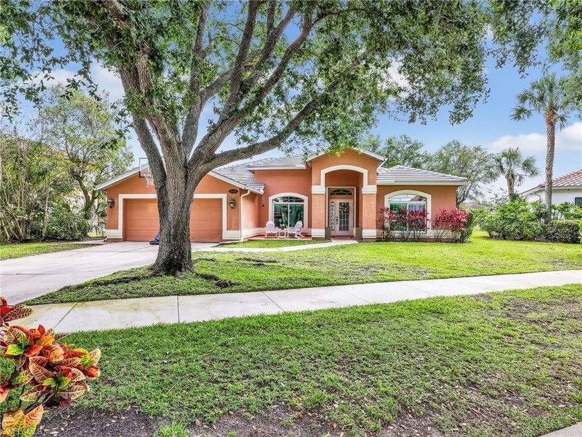 Tucked away on a quiet cul-de-sac, this beautifully designed - Beach Home for sale in Naples, Florida on Beachhouse.com