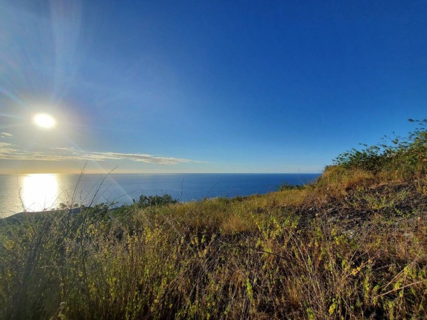 8.782 ACRES W/GREAT OCEAN & SUNSET VIEWS in private, gated KONA - Beach Acreage for sale in Captain Cook, Hawaii on Beachhouse.com