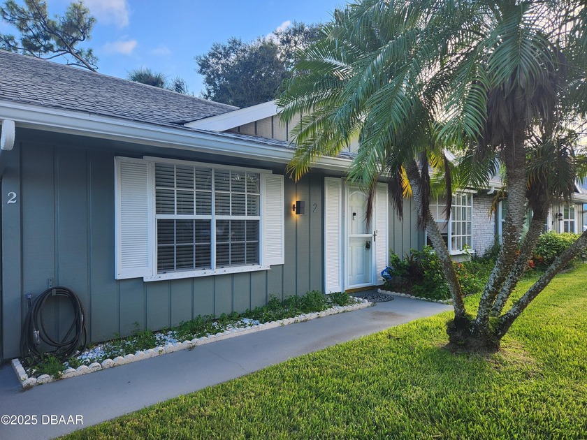 PRICE REDUCTION! Tucked away in Fairgreen Estates on a manicured - Beach Home for sale in New Smyrna Beach, Florida on Beachhouse.com