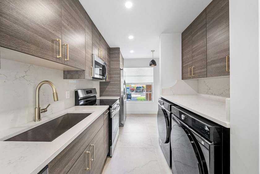 Experience effortless sophistication in this fully renovated - Beach Condo for sale in Delray Beach, Florida on Beachhouse.com