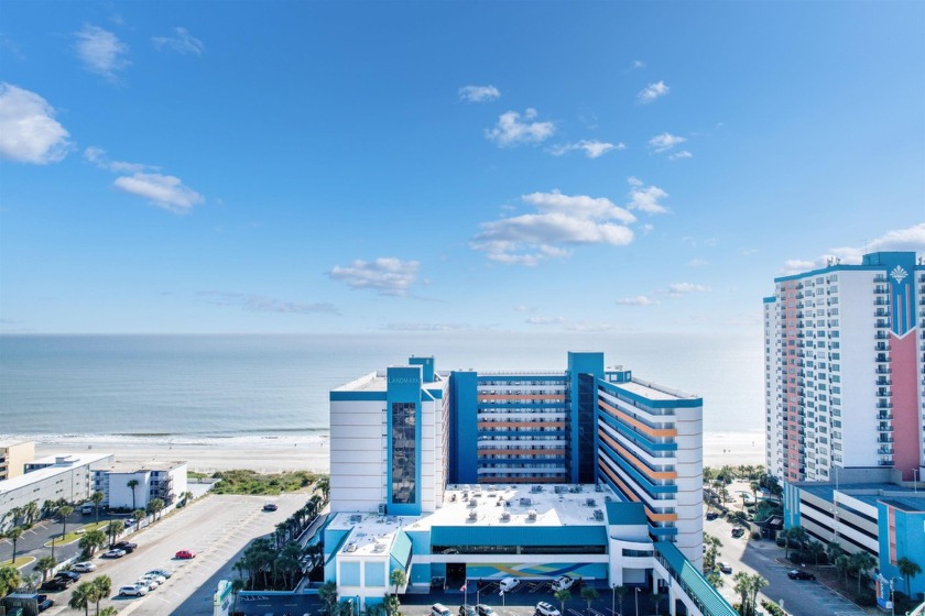 Tidy, well maintained condo in popular ocean front resort! It - Beach Condo for sale in Myrtle Beach, South Carolina on Beachhouse.com