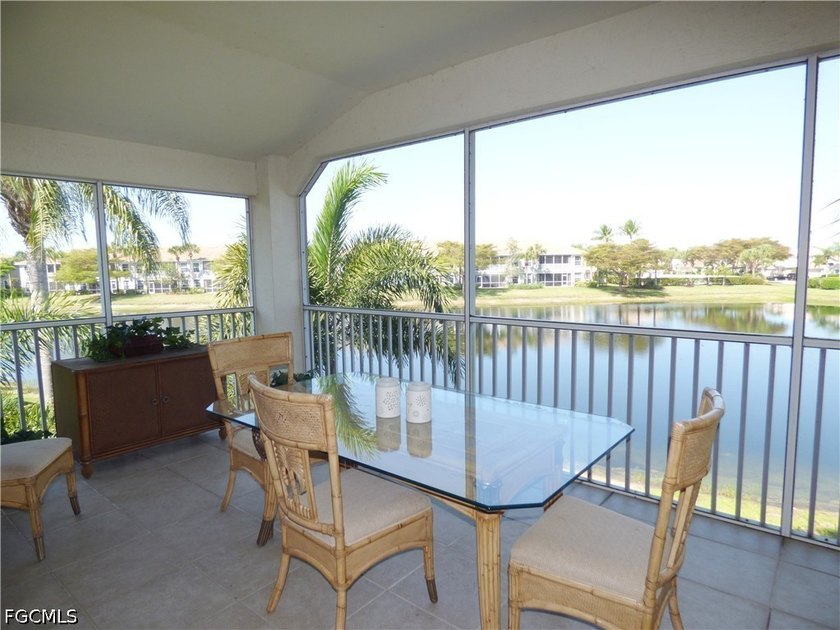 LAKEFRONT SPOONBILL, END UNIT, PRICED TO SELL, TURNKEY - Beach Condo for sale in Fort Myers, Florida on Beachhouse.com