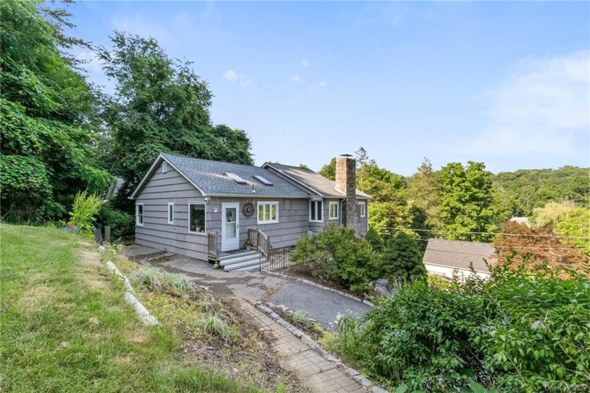 This charming Country Ranch home offers two bedrooms and two - Beach Home for sale in Kent, New York on Beachhouse.com