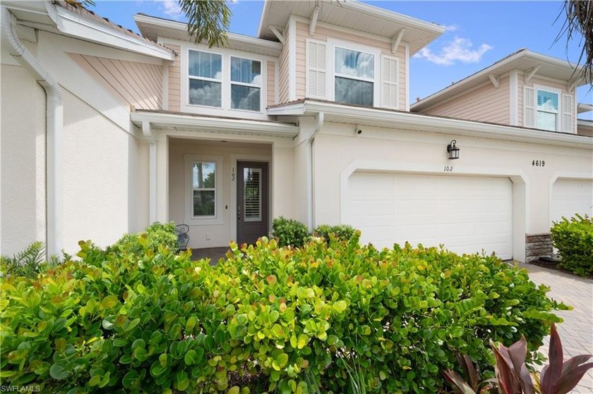 Live the relaxed Naples lifestyle in this bright and stylish - Beach Townhome/Townhouse for sale in Naples, Florida on Beachhouse.com