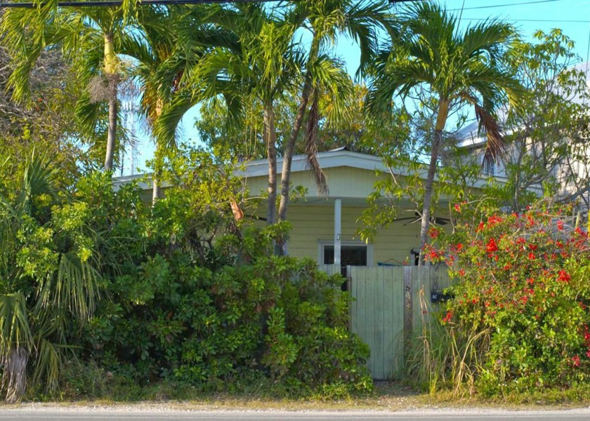 NEW LISTING! This beautiful 3-bedroom, 3-bath home offers a - Beach Home for sale in Stock Island, Florida on Beachhouse.com