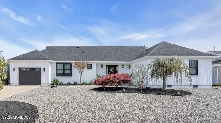 Beautifully Renovated Waterfront Home Features 3/4 Beds, 2.5 - Beach Home for sale in Toms River, New Jersey on Beachhouse.com