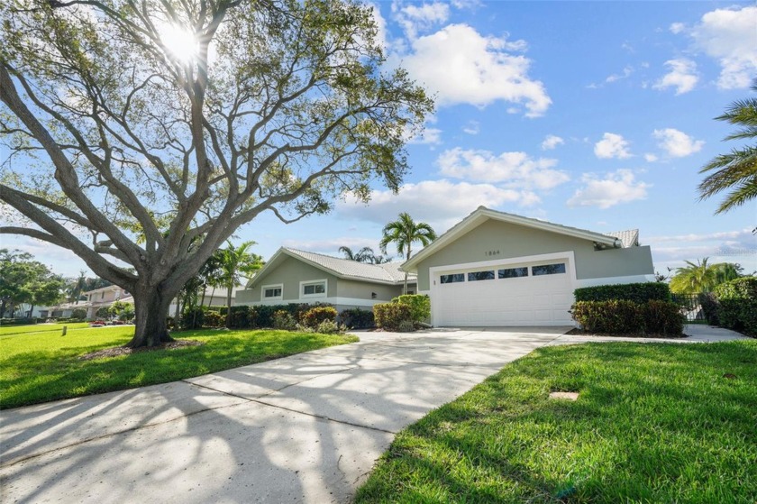 Under contract-accepting backup offers. ESCAPE TO YOUR OWN - Beach Home for sale in St. Petersburg, Florida on Beachhouse.com