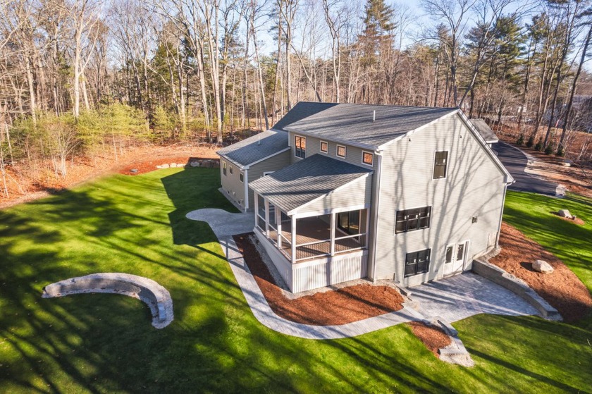 Nestled on a private 5+ acre lot, just 3.3 miles to Ogunquit and - Beach Home for sale in York, Maine on Beachhouse.com