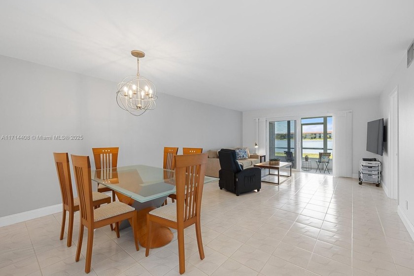 Step into this beautiful condo & feel the breeze from the - Beach Condo for sale in Pembroke Pines, Florida on Beachhouse.com