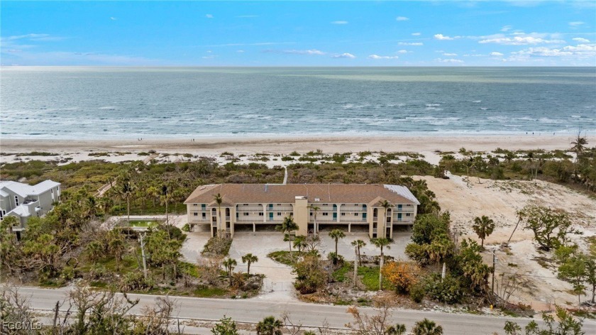 Wake up to endless horizons and the soothing sound of waves at - Beach Condo for sale in Sanibel, Florida on Beachhouse.com