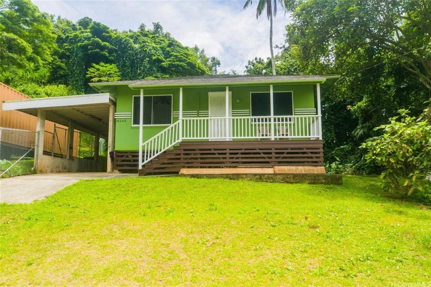 Minutes to Kaneohe town and still feels like you are in the - Beach Home for sale in Kaneohe, Hawaii on Beachhouse.com