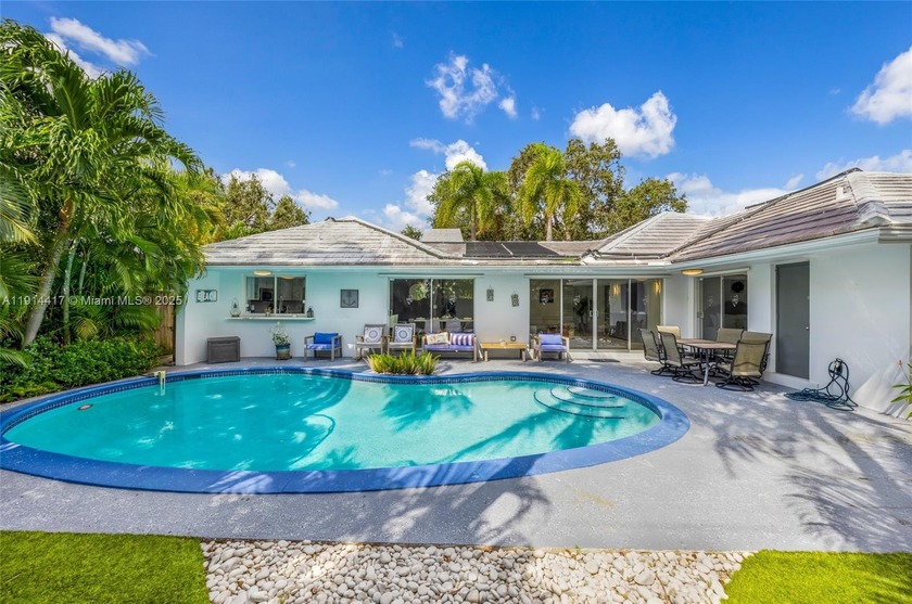Step into tropical living in the heart of Imperial Point. This - Beach Home for sale in Fort Lauderdale, Florida on Beachhouse.com