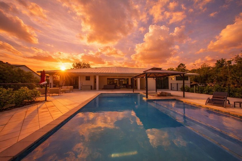 Experience luxury and space in this stunning estate located in - Beach Home for sale in West Palm Beach, Florida on Beachhouse.com