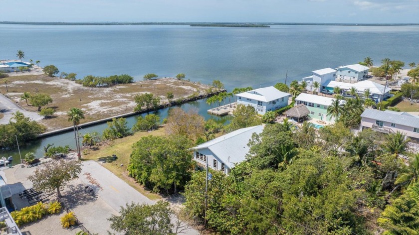 Welcome to your dream waterfront retreat! This 1,120 sq. ft - Beach Home for sale in Big Pine Key, Florida on Beachhouse.com