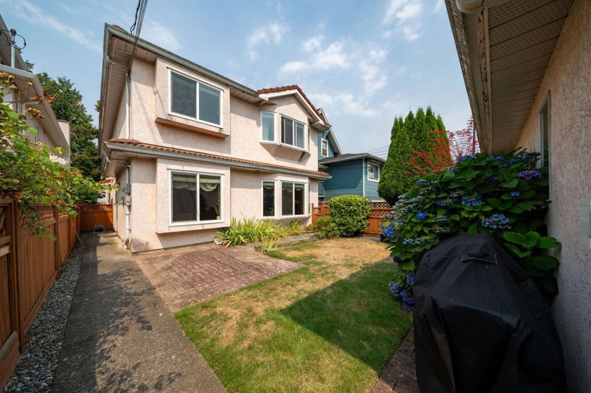 Rare opportunity to own this spacious back 1/2 duplex close to - Beach Home for sale in Vancouver,  on Beachhouse.com