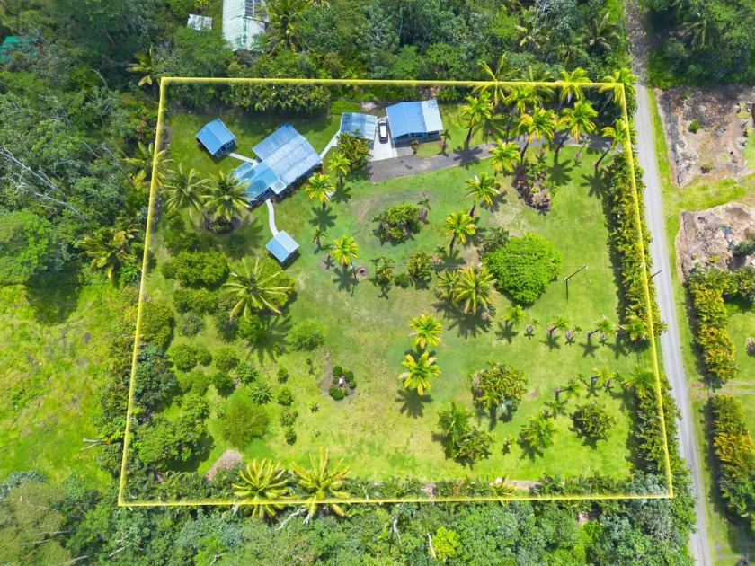 This stunning two one acre properties is perfect for those who - Beach Lot for sale in Keaau, Hawaii on Beachhouse.com