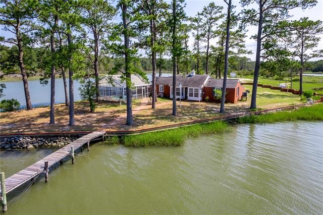 Water views all around at this private waterfront oasis on 7 - Beach Home for sale in Hayes, Virginia on Beachhouse.com