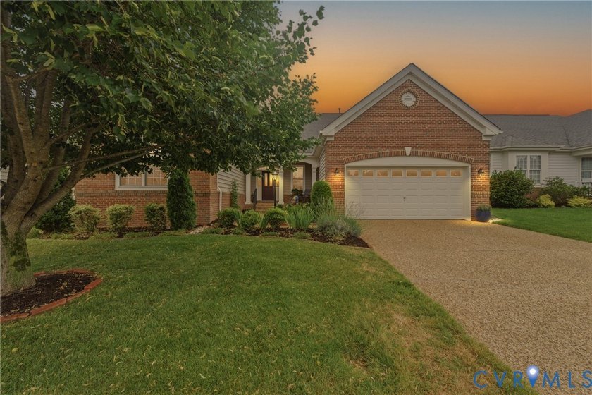 Experience refined golf course living at 6792 Tarpley's Tavern - Beach Home for sale in Williamsburg, Virginia on Beachhouse.com