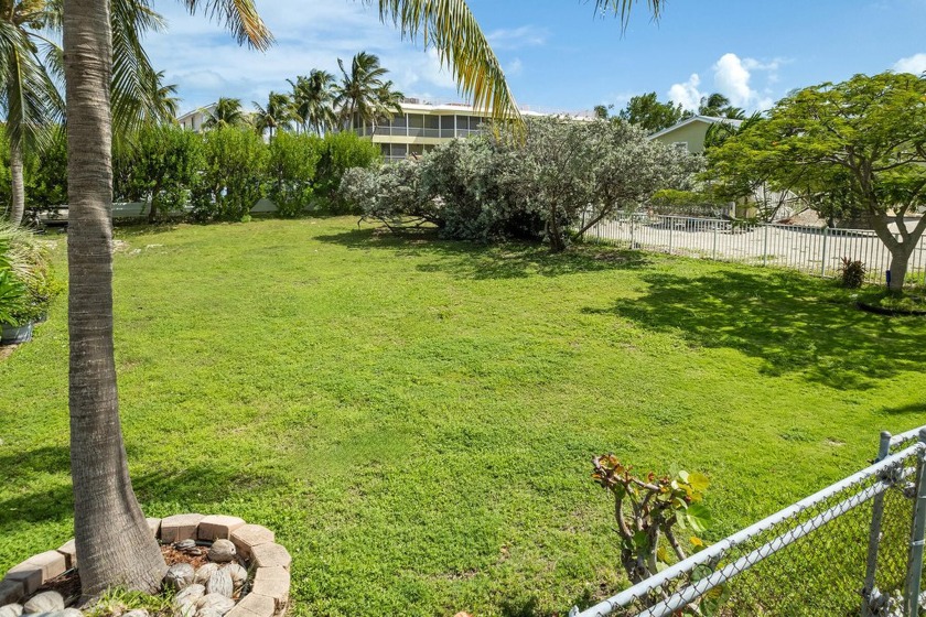 ISLAMORADA CANAL FRONT VACANT LOT! This prime Lower Matecumbe - Beach Lot for sale in Lower Matecumbe Key, Florida on Beachhouse.com