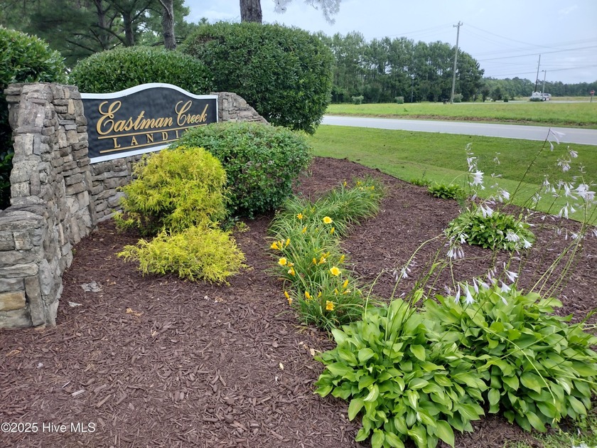 Vacant lot in lovely Eastman Creek Landing! Outstanding - Beach Lot for sale in Beaufort, North Carolina on Beachhouse.com