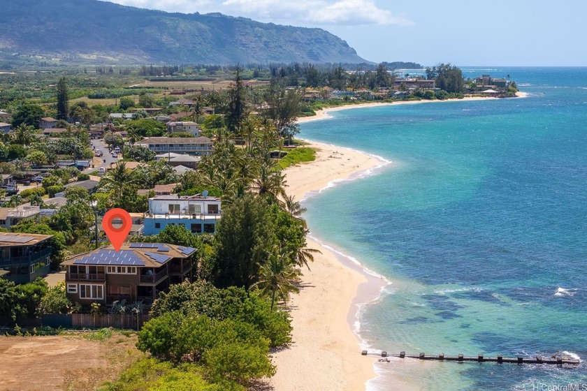 Custom built Bali style Oceanfront custom home with exceptional - Beach Home for sale in Waialua, Hawaii on Beachhouse.com