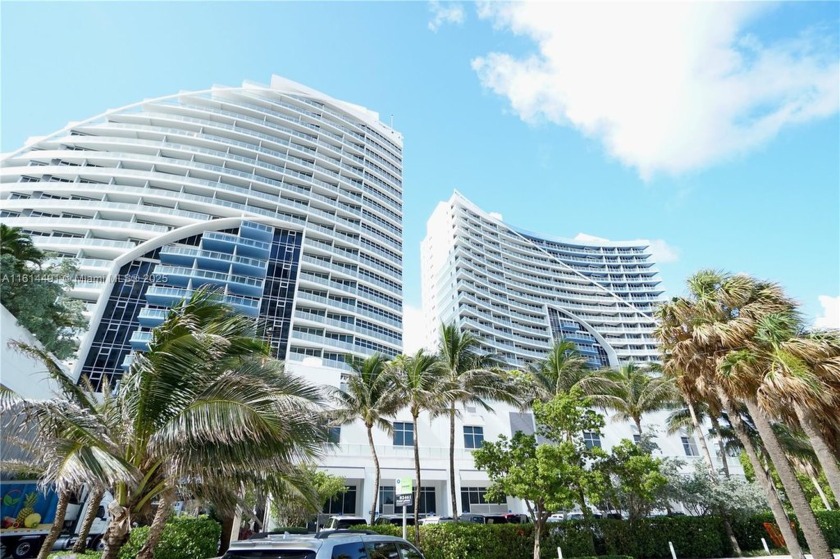 Motivated Seller, Don't lose your opportunity, Luxury 2/2 plus - Beach Condo for sale in Fort Lauderdale, Florida on Beachhouse.com