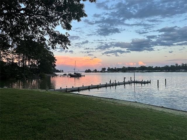 LOCATION! LOCATION! One of a kind waterfront estate with - Beach Home for sale in Urbanna, Virginia on Beachhouse.com