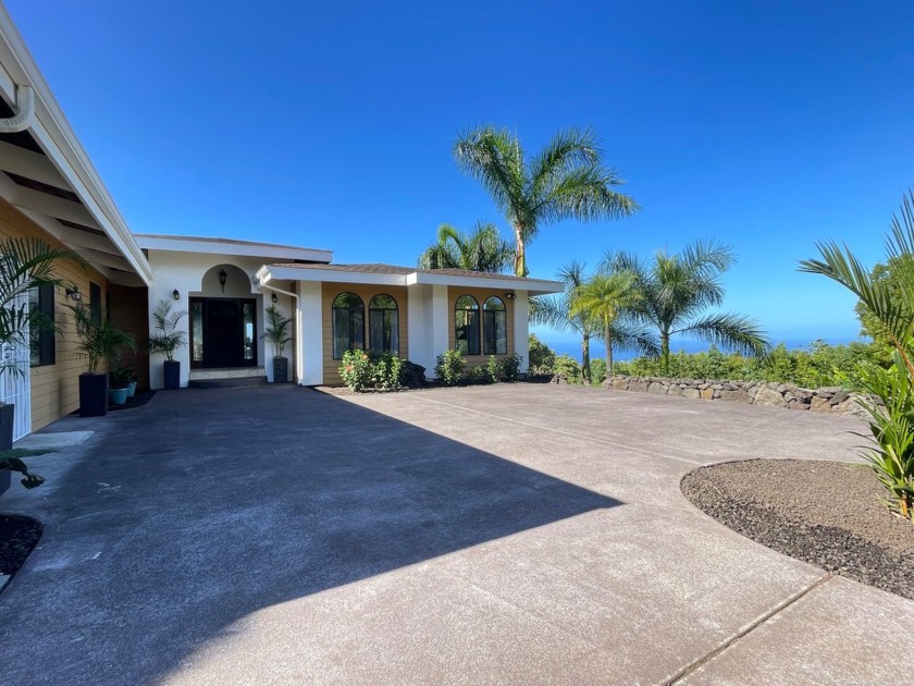 Experience one acre of serenity on a gated, agricultural parcel - Beach Home for sale in Kailua Kona, Hawaii on Beachhouse.com