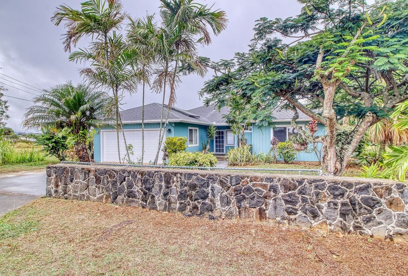 Welcome to the peace and quiet of Kaehulua Road in the Kawaihau - Beach Home for sale in Kapaa, Hawaii on Beachhouse.com