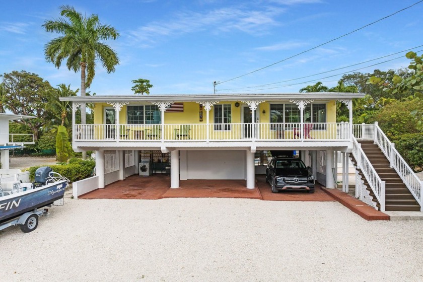 Sit back and relax watching the Bayview and Sunsets every night - Beach Home for sale in Key Largo, Florida on Beachhouse.com