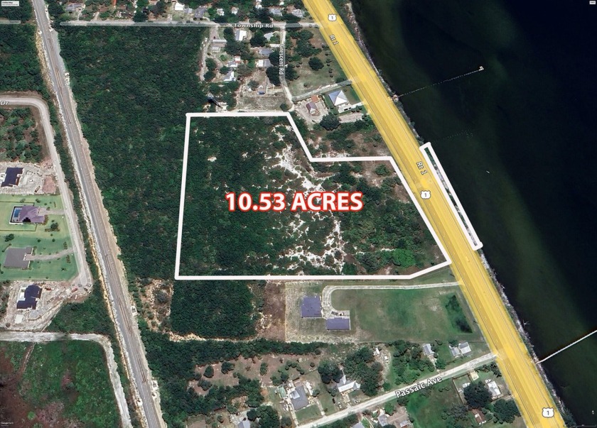 Great parcel of land on US1 over 10 acres. Zoned R-CL - Beach Acreage for sale in Malabar, Florida on Beachhouse.com