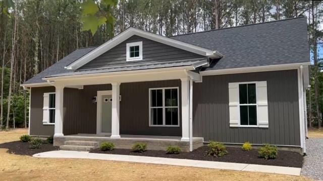 Beautiful New Construction Home on gorgeous private, wooded - Beach Home for sale in Reedville, Virginia on Beachhouse.com