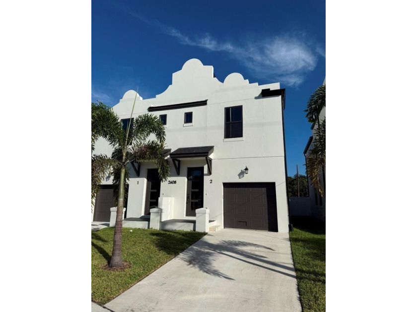 One or more photo(s) has been virtually staged. These Dutch West - Beach Townhome/Townhouse for sale in Tampa, Florida on Beachhouse.com