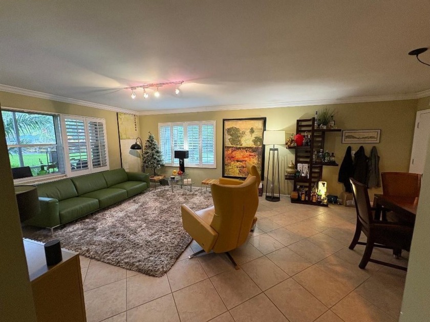 Beautifully Updated Corner Unit with Serene Canal ViewsWelcome - Beach Condo for sale in Wilton Manors, Florida on Beachhouse.com