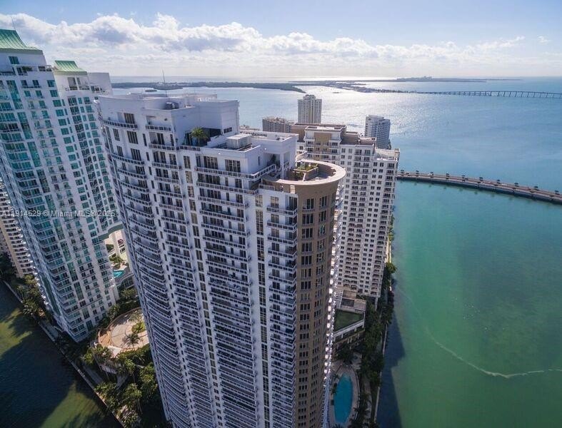 Opportunity knocks! Rarely available in a luxury high-rise - Beach Condo for sale in Miami, Florida on Beachhouse.com