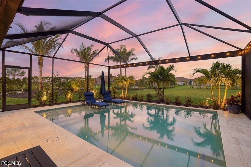 This Esplanade Lake Club villa is loaded with upgrades and - Beach Home for sale in Fort Myers, Florida on Beachhouse.com